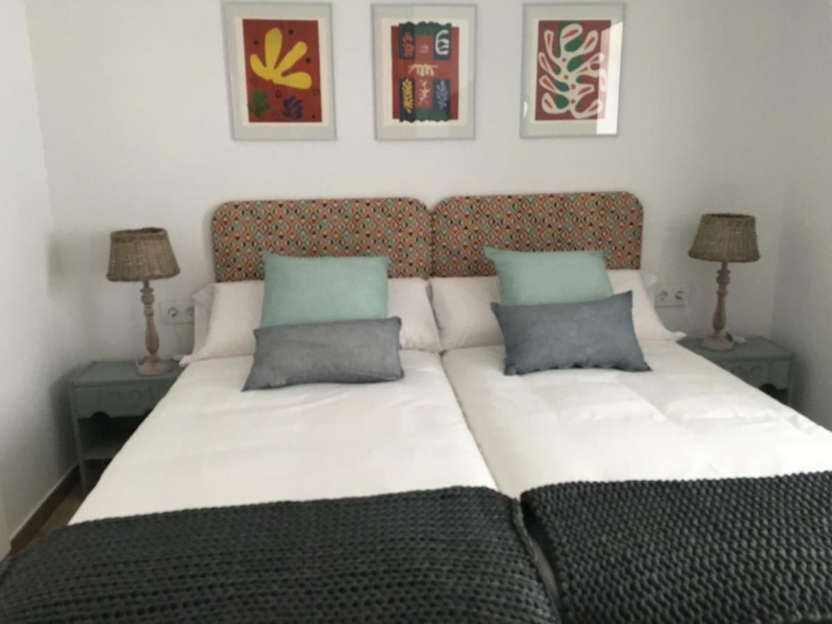 Torre De La Ferreria Apartman Tona Kültér fotó
