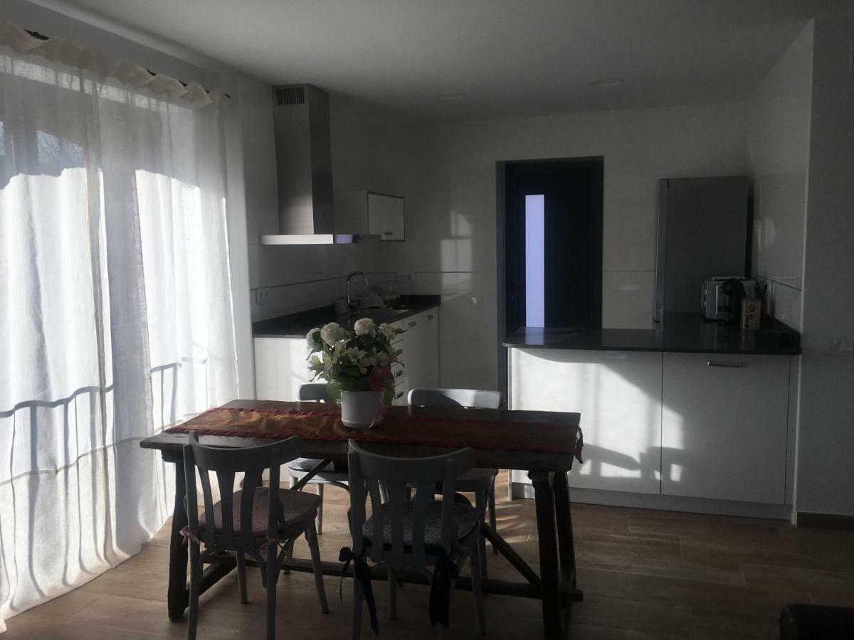 Torre De La Ferreria Apartman Tona Kültér fotó